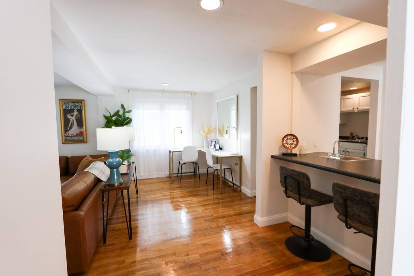 Single Family,3 Bed, 3 Bath,harvard, Mit,hospitals Apartment *