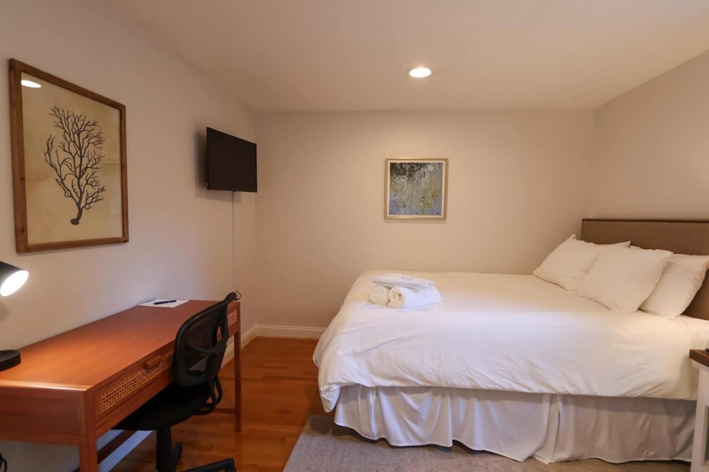 Single Family,3 Bed, 3 Bath,harvard, Mit,hospitals Apartment *